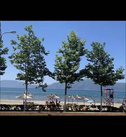 Relax Апартаменты *